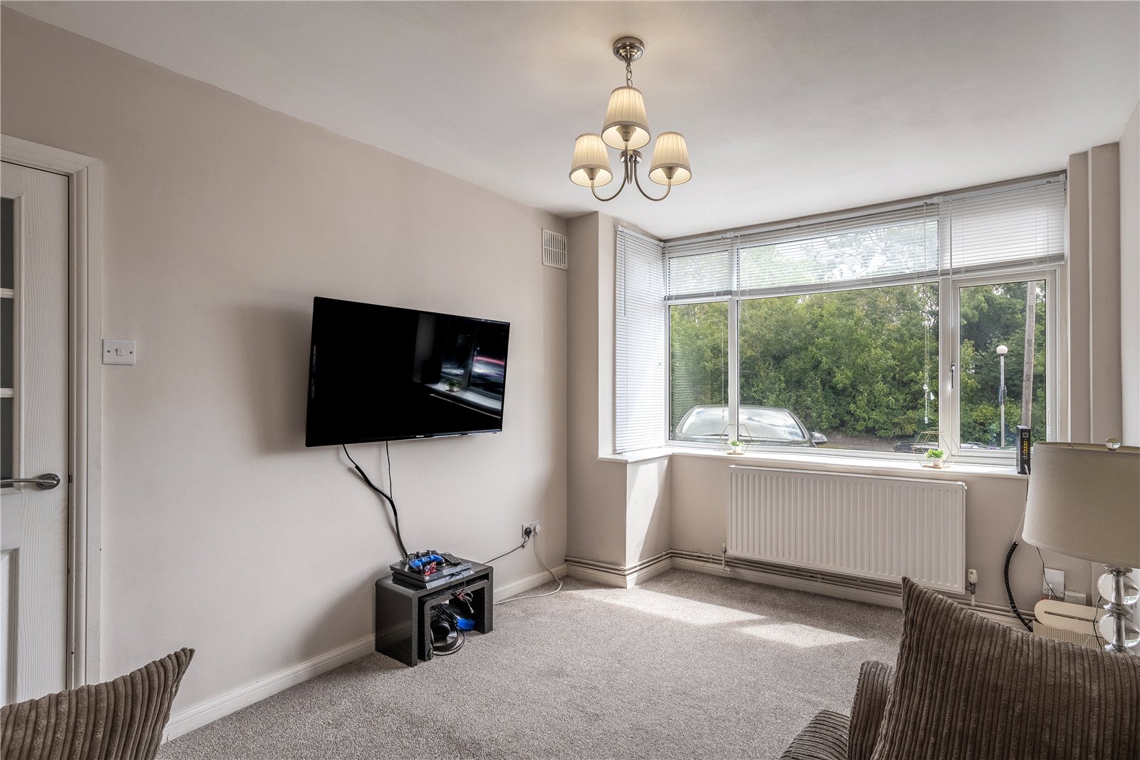 Aldersley Road, Aldersley, Wolverhampton, WV6 - DB Roberts