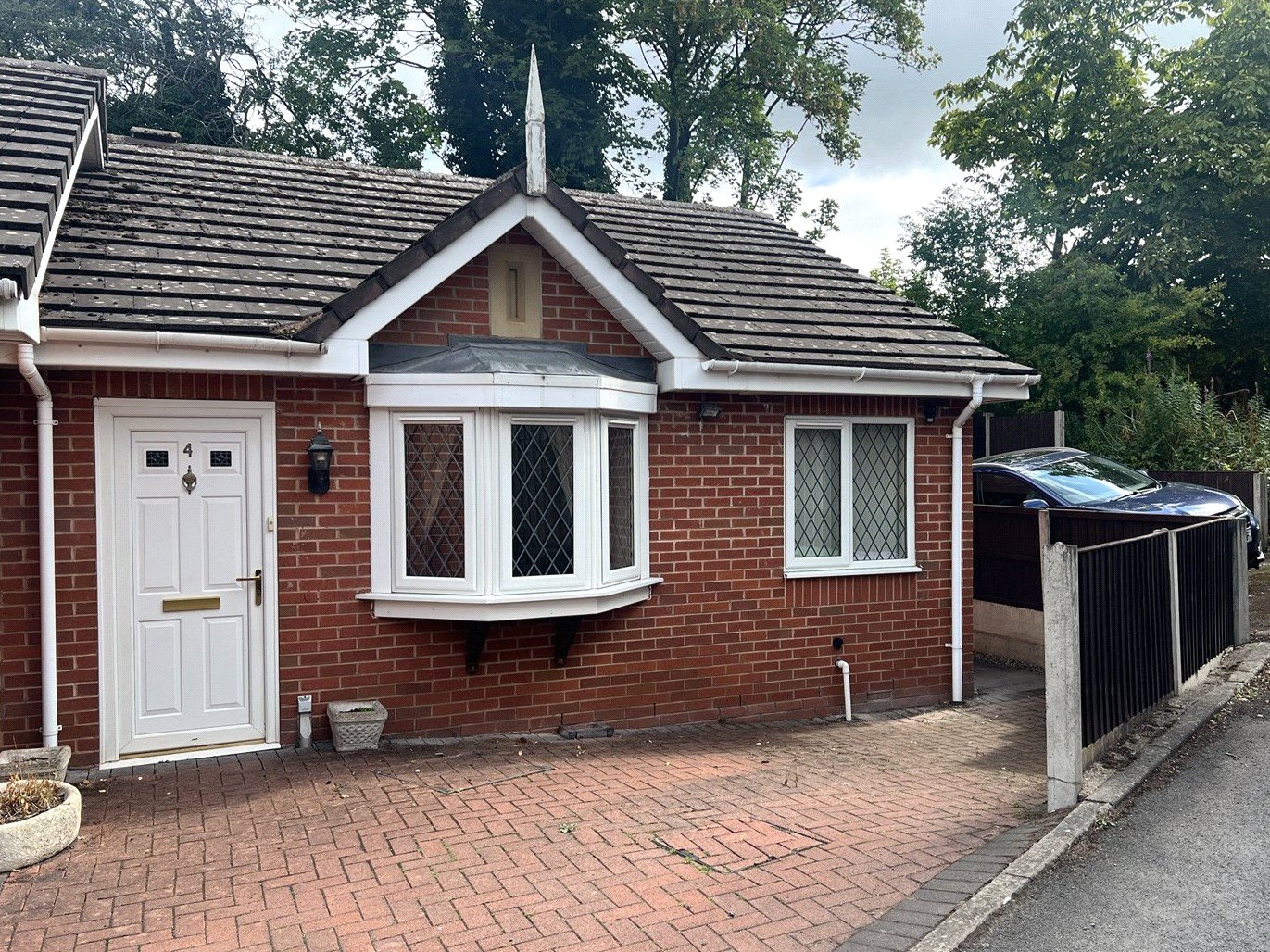 Bradshaw Gardens, Oakengates, Telford, TF2 - DB Roberts
