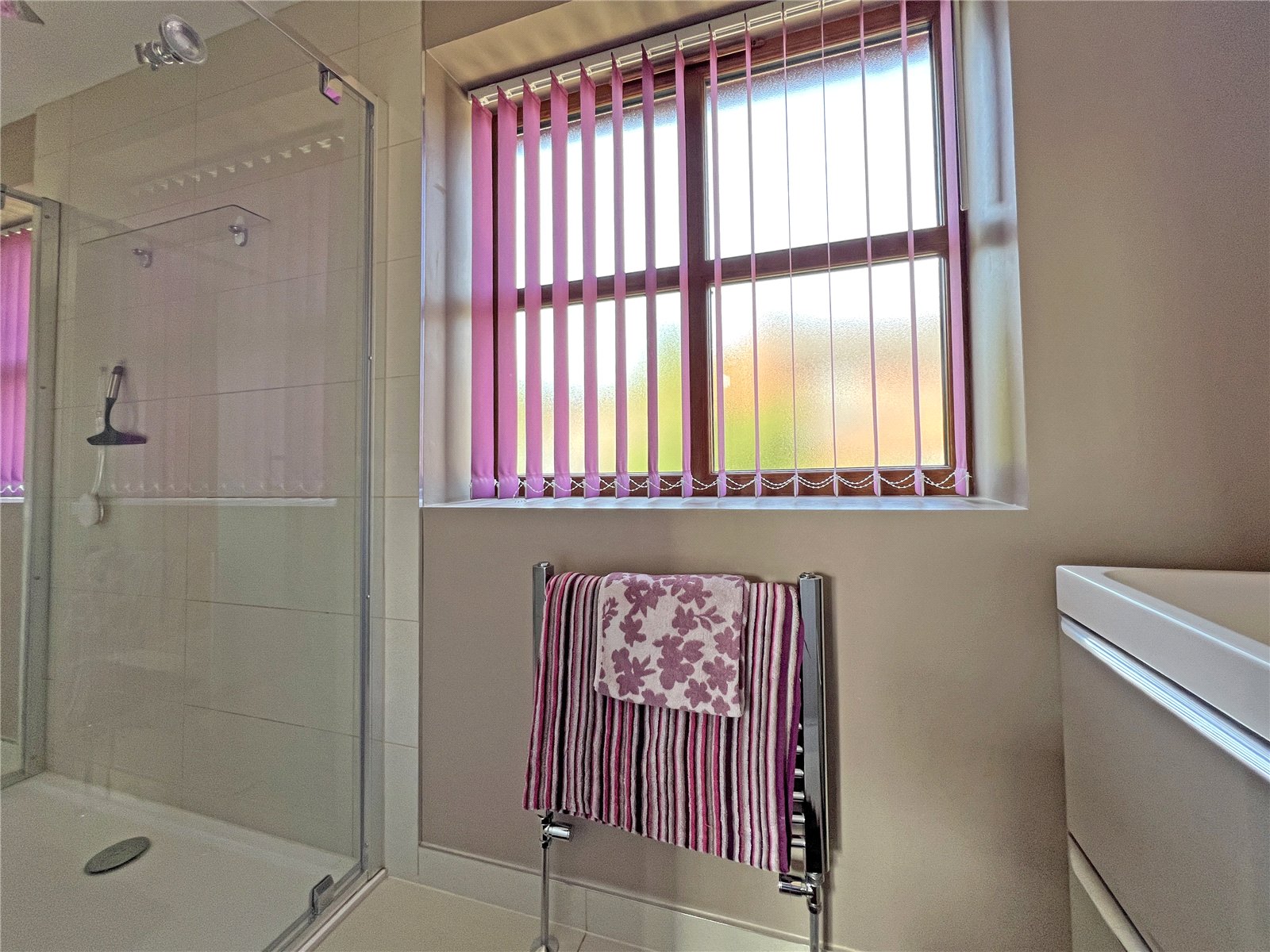 Tadorna Drive, Stirchley, Telford, TF3 - DB Roberts