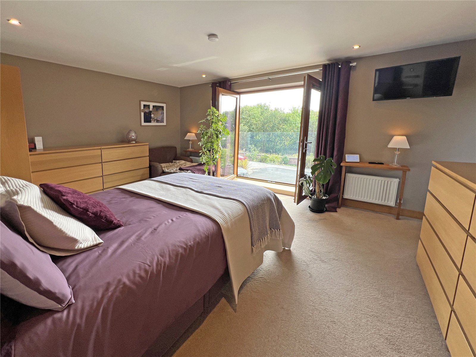Tadorna Drive, Stirchley, Telford, TF3 - DB Roberts