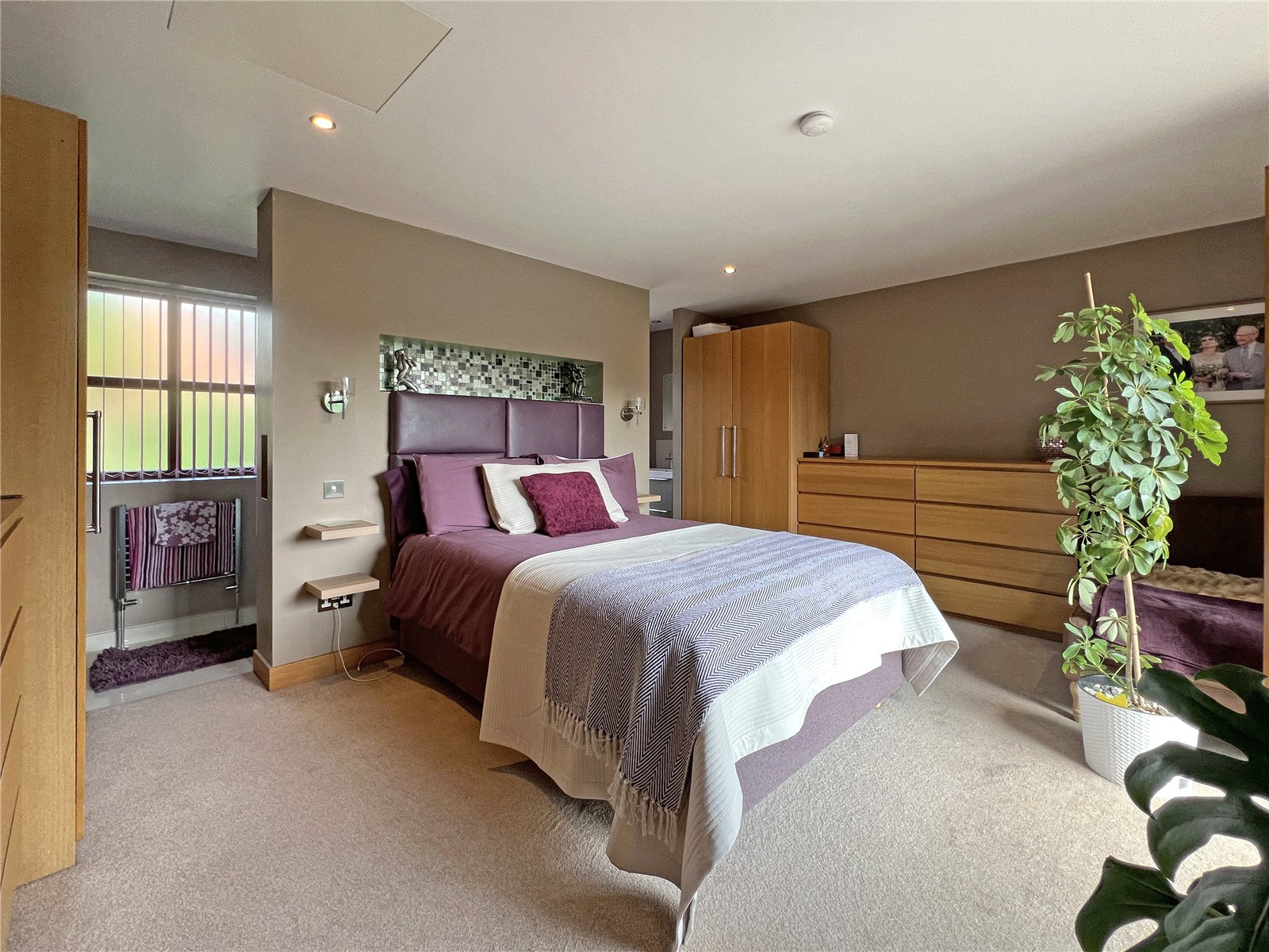 Tadorna Drive, Stirchley, Telford, TF3 - DB Roberts