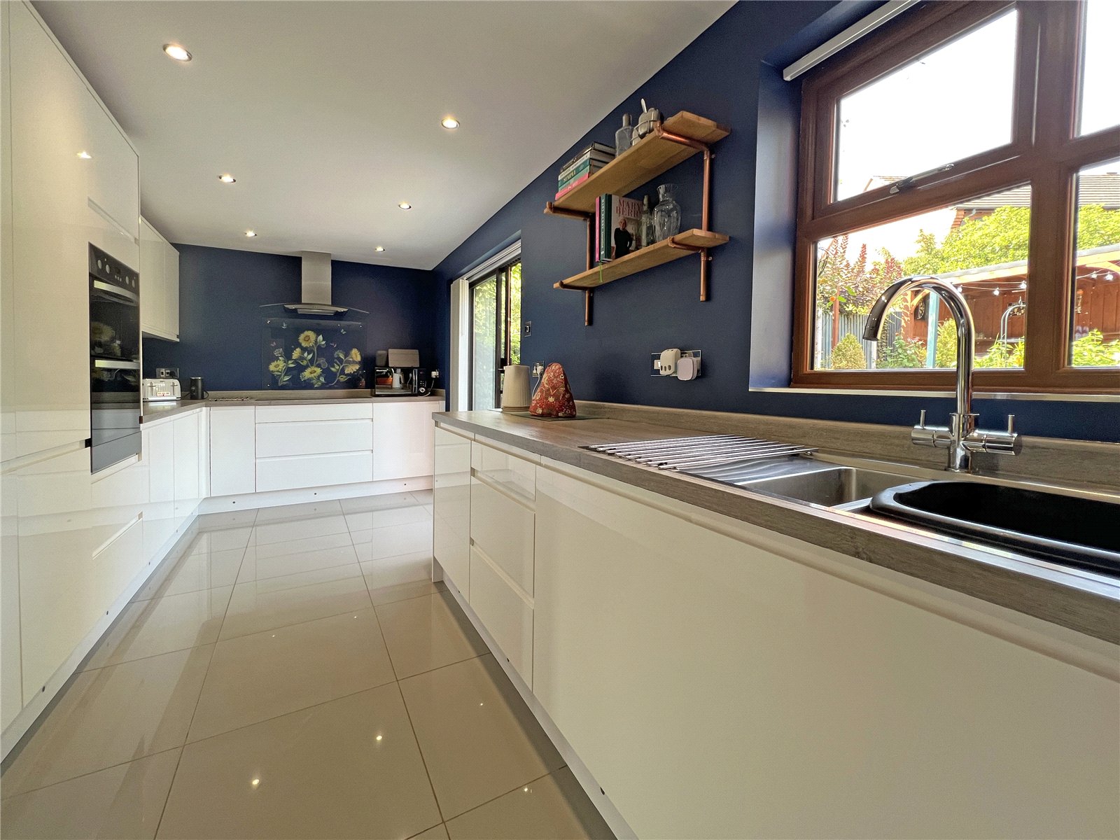 Tadorna Drive, Stirchley, Telford, TF3 - DB Roberts