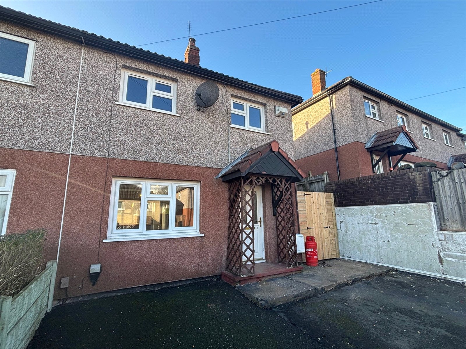Worcester Road, Dawley, Telford, TF4 - DB Roberts