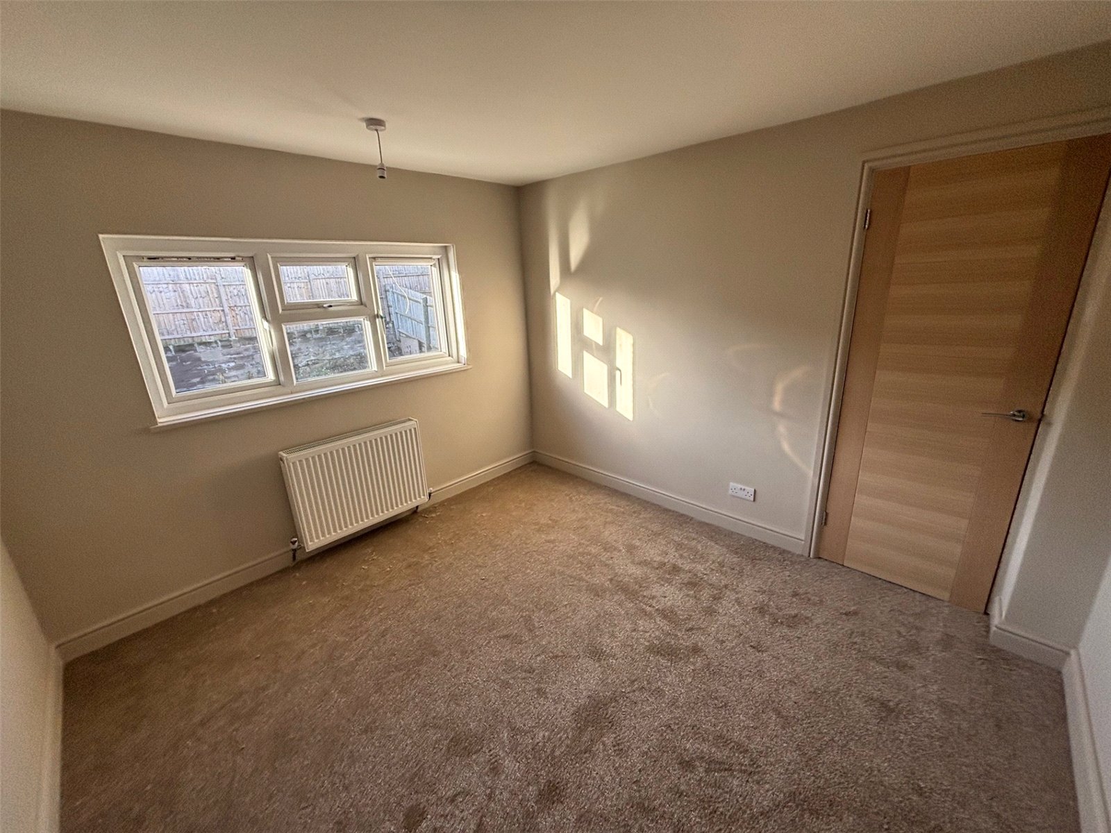 Worcester Road, Dawley, Telford, TF4 - DB Roberts