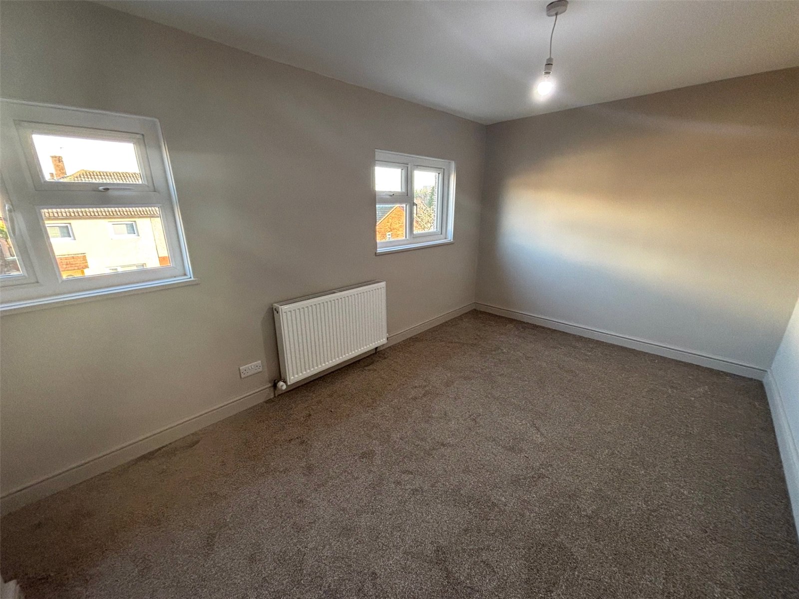 Worcester Road, Dawley, Telford, TF4 - DB Roberts