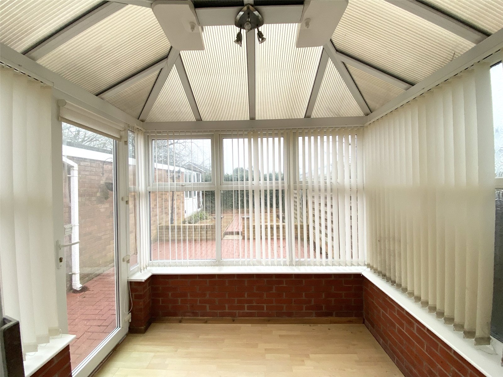 Swinburne Close, Sutton Hill, Telford, TF7 - DB Roberts