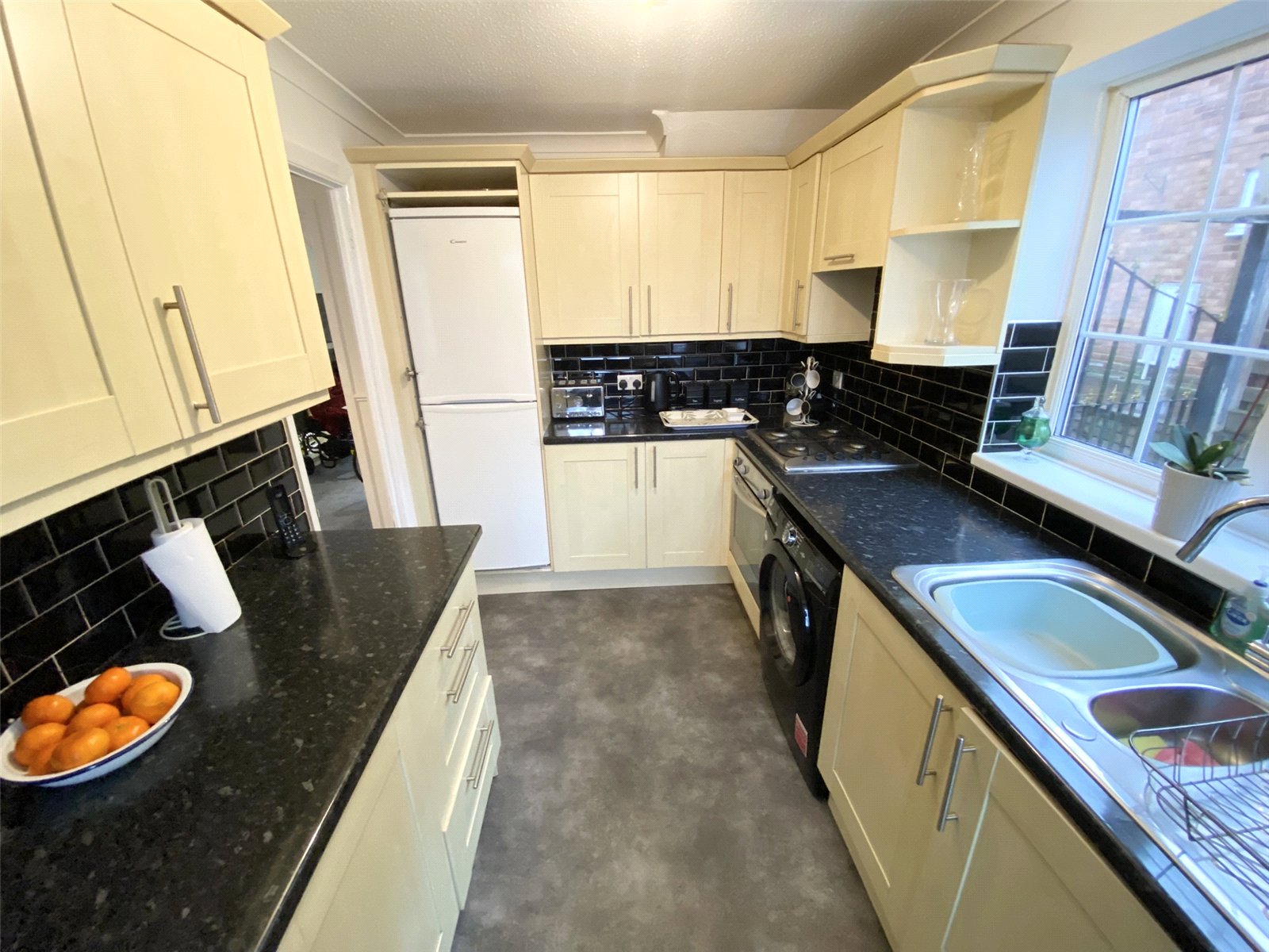 Swinburne Close, Sutton Hill, Telford, TF7 - DB Roberts