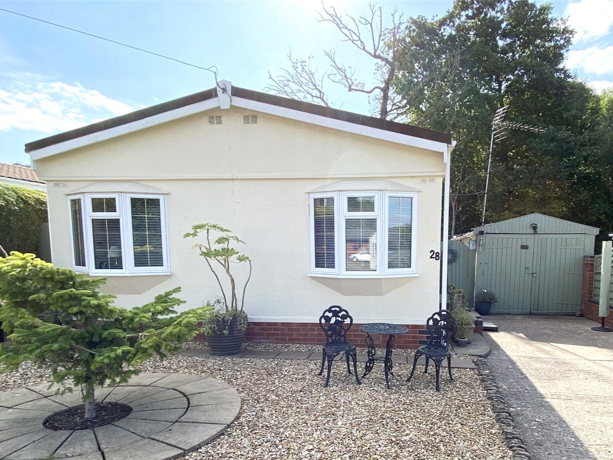 Pool View Caravan Park, Buildwas, Telford, TF8 - DB Roberts