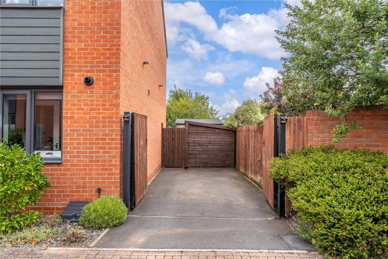 Pantulf Close, Lawley, Telford, TF3 - DB Roberts