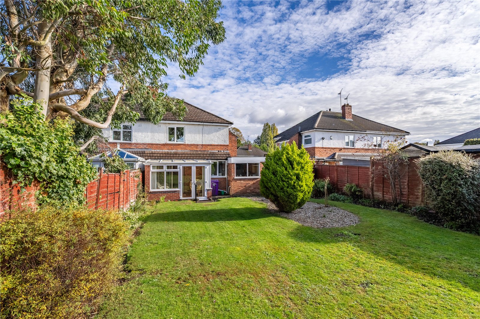 The Avenue, Castlecroft, Wolverhampton, WV3 - DB Roberts