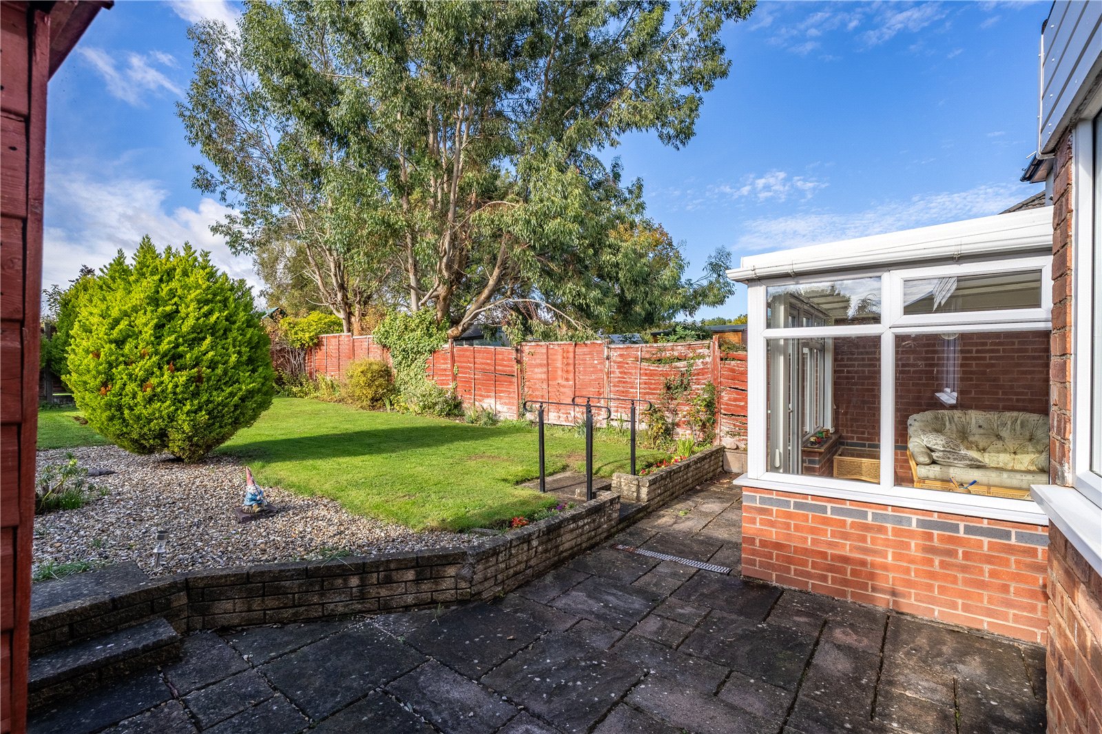 The Avenue, Castlecroft, Wolverhampton, WV3 - DB Roberts