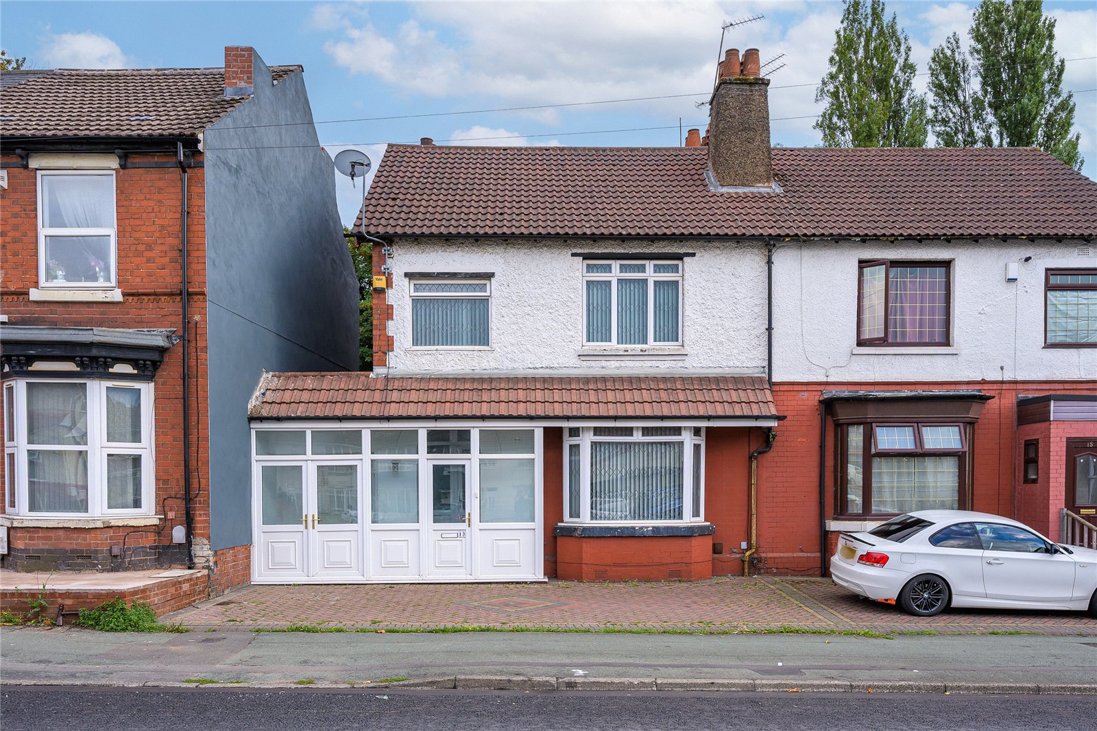 Victoria Road, Fallings Park, Wolverhampton, WV10 - DB Roberts