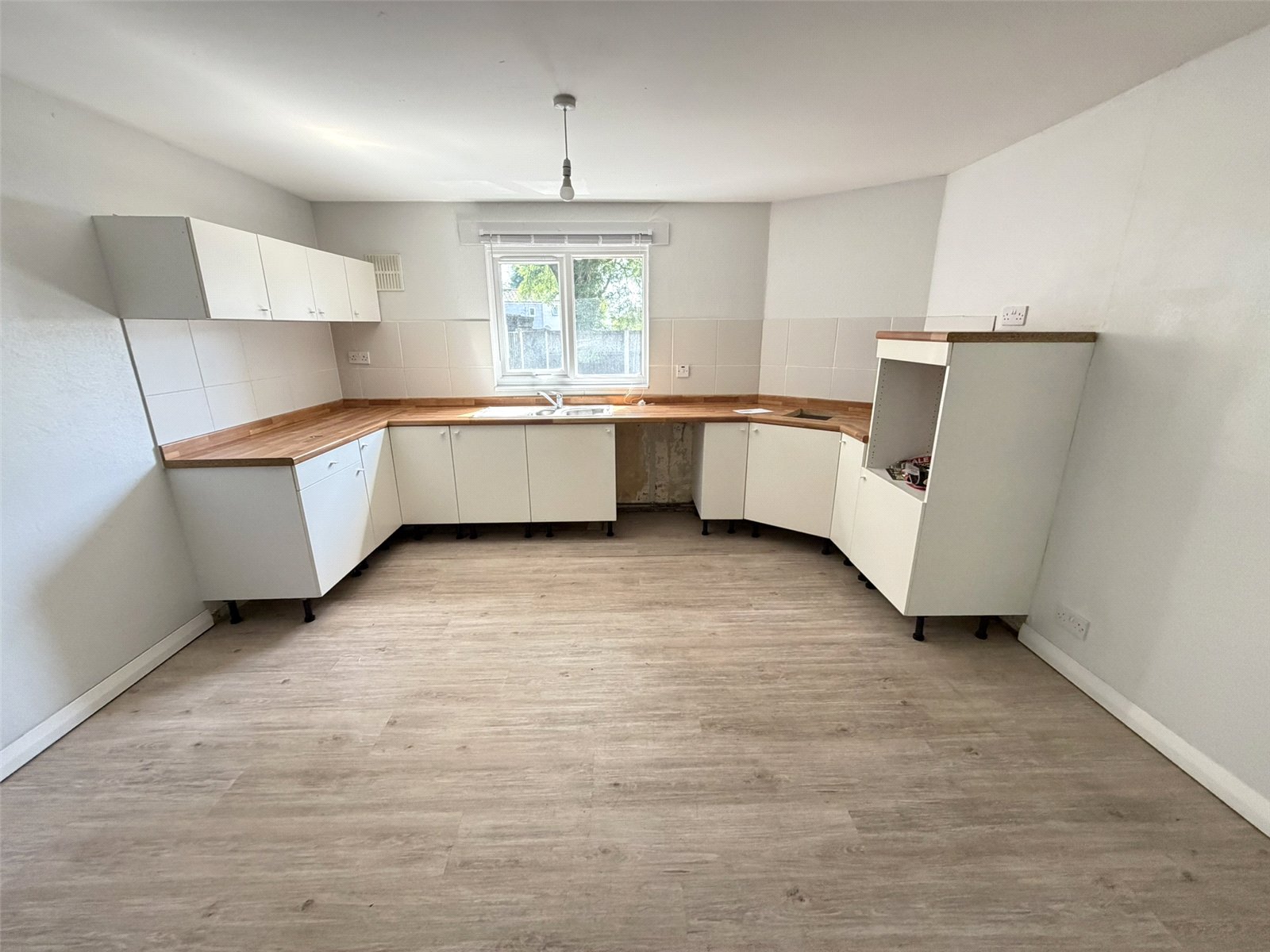 Purbeck Dale, Dawley, Telford, TF4 - DB Roberts