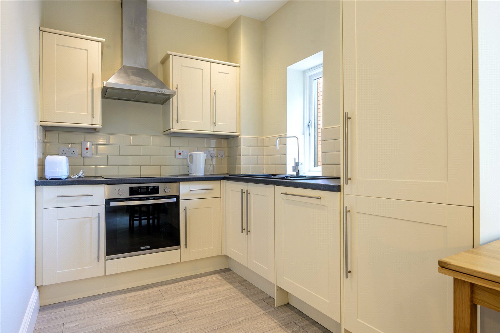 Apartment 16 1J, Balfour Crescent, Tettenhall, Wolverhampton, WV6 - DB Roberts