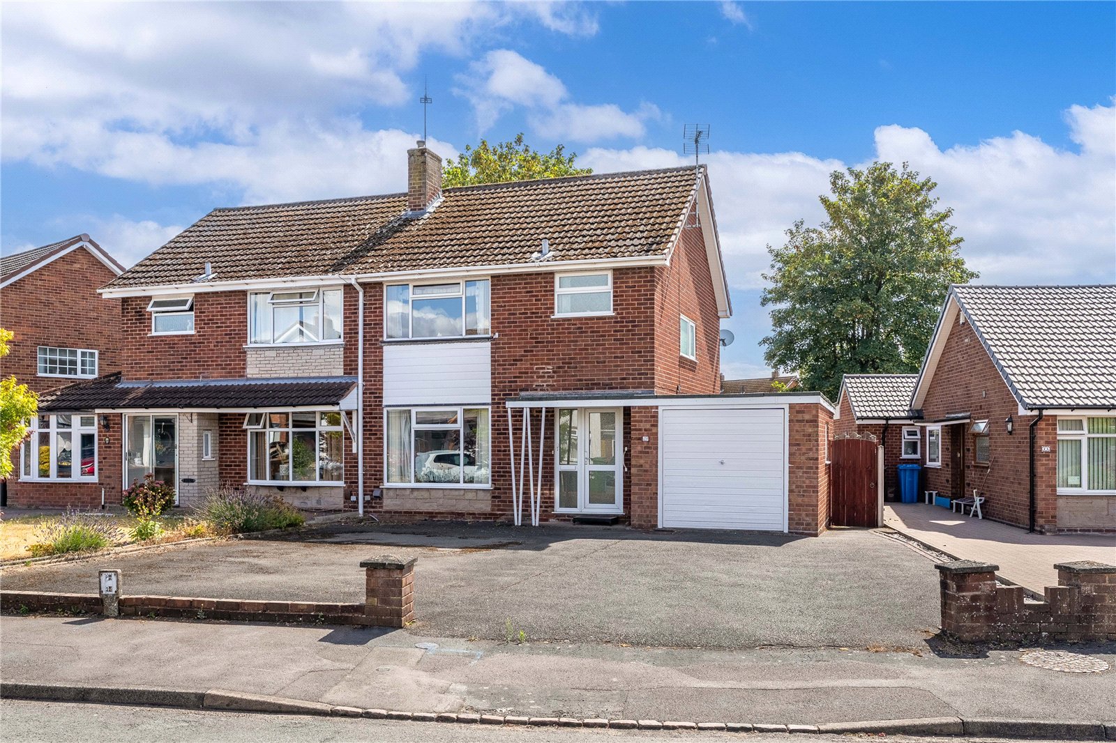 Cannon Road, Wombourne, Wolverhampton, WV5 - DB Roberts