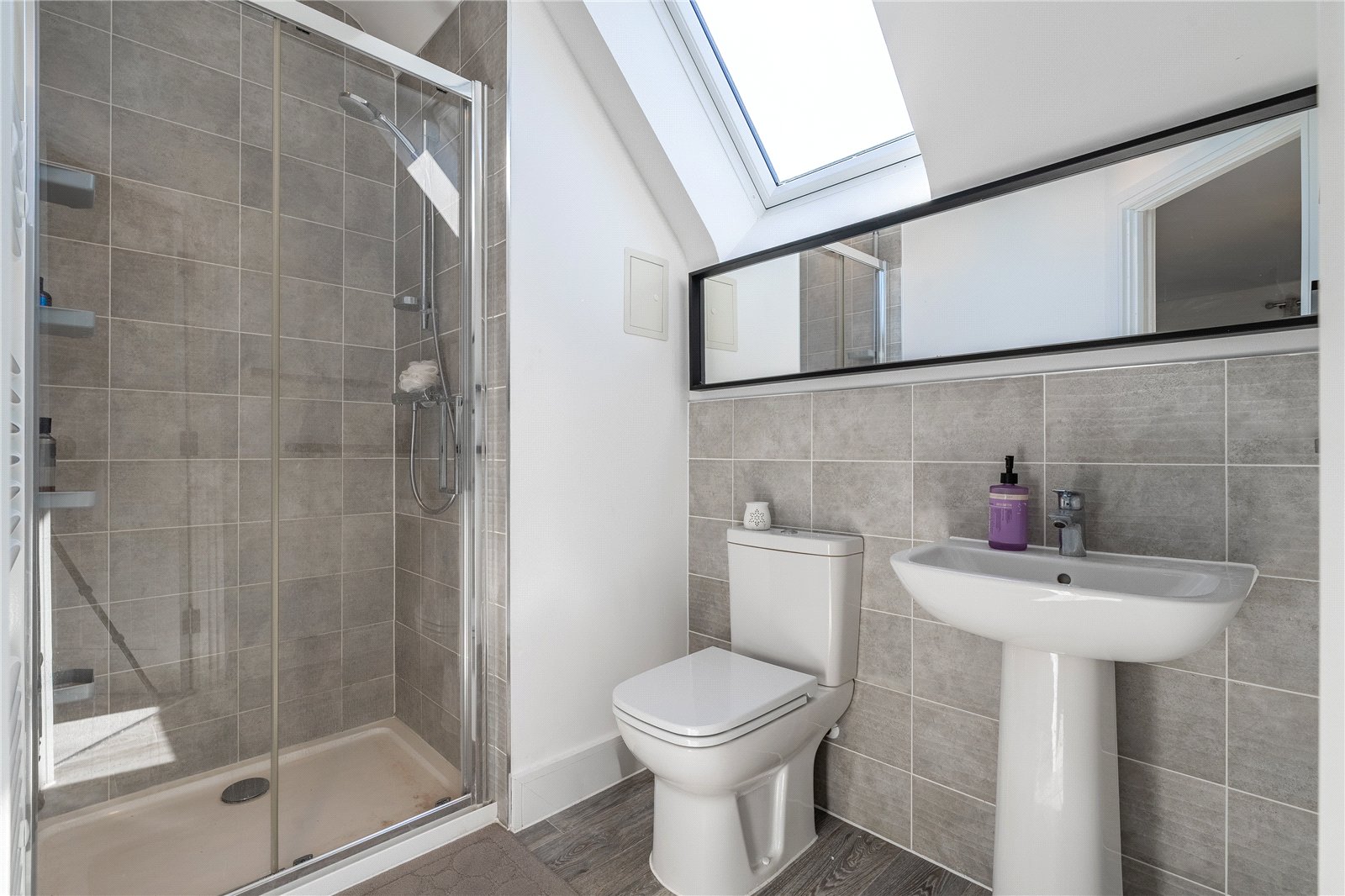 Silverstone Drive, Akron Gate, Wolverhampton, WV10 - DB Roberts