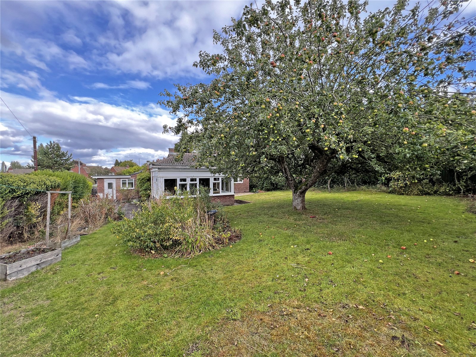 Barnfield Crescent, Wellington, Telford, TF1 - DB Roberts