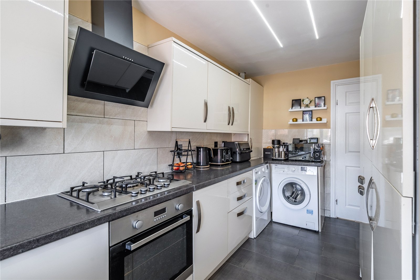 Manor Rise, Arleston, Telford, TF1 - DB Roberts