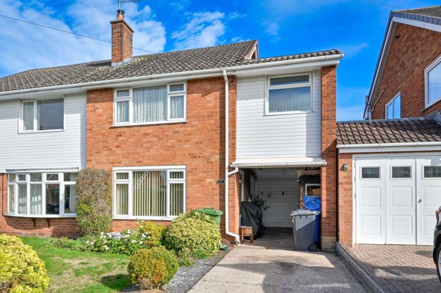 Leacroft Road, Penkridge, Stafford, ST19 - DB Roberts