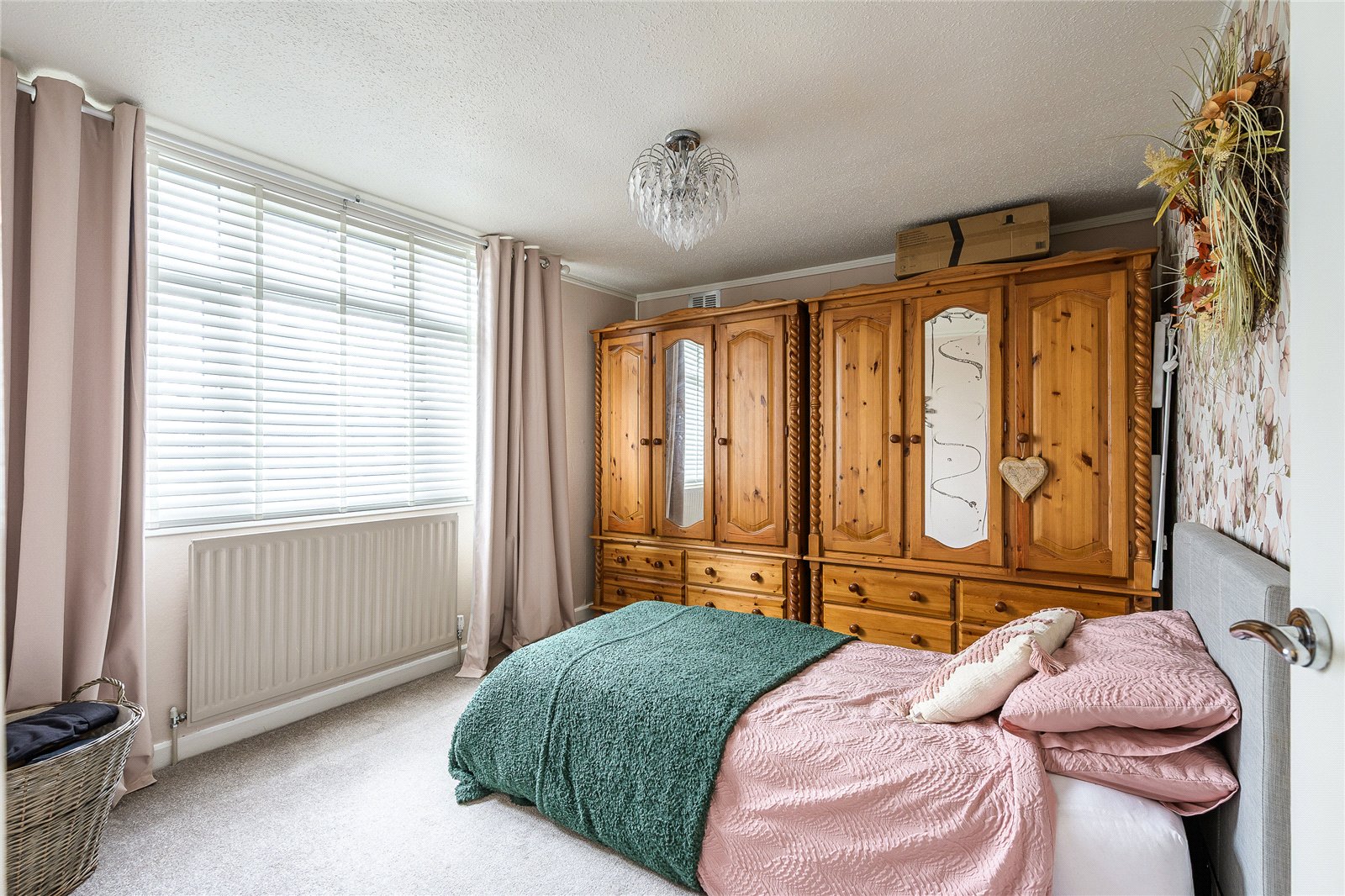 Chestnut Grove, Wednesfield, Wolverhampton, WV11 - DB Roberts