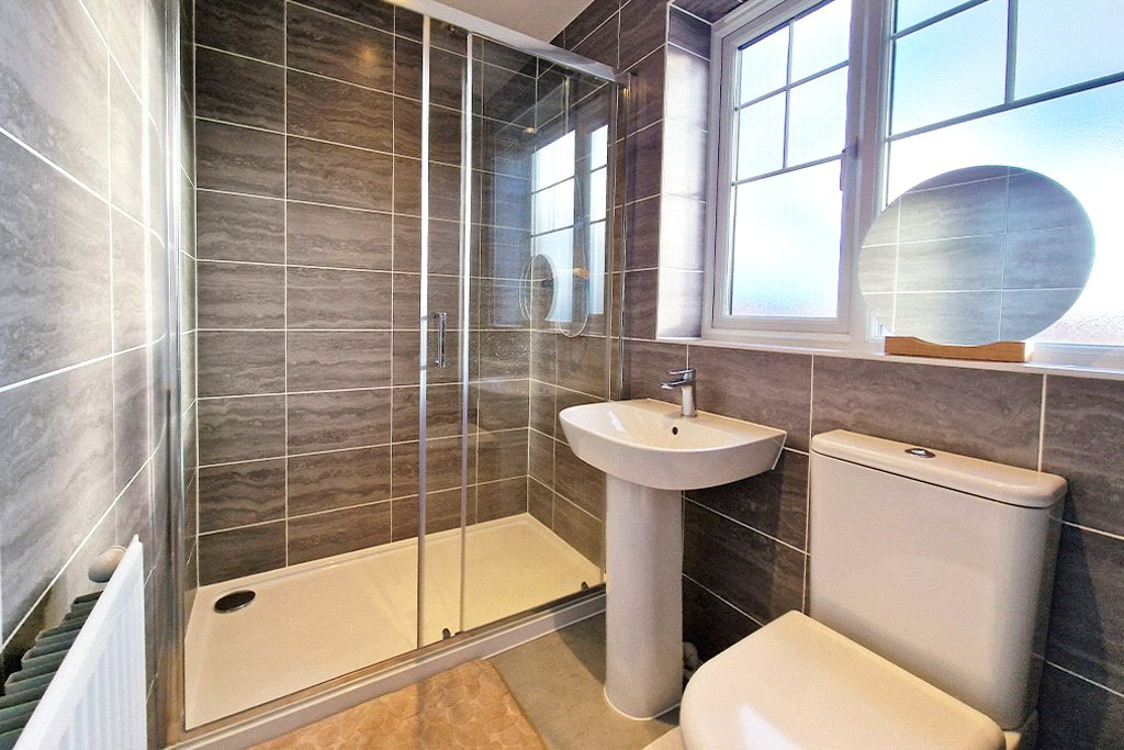John Williams Close, Priorslee, Telford, TF2 - DB Roberts