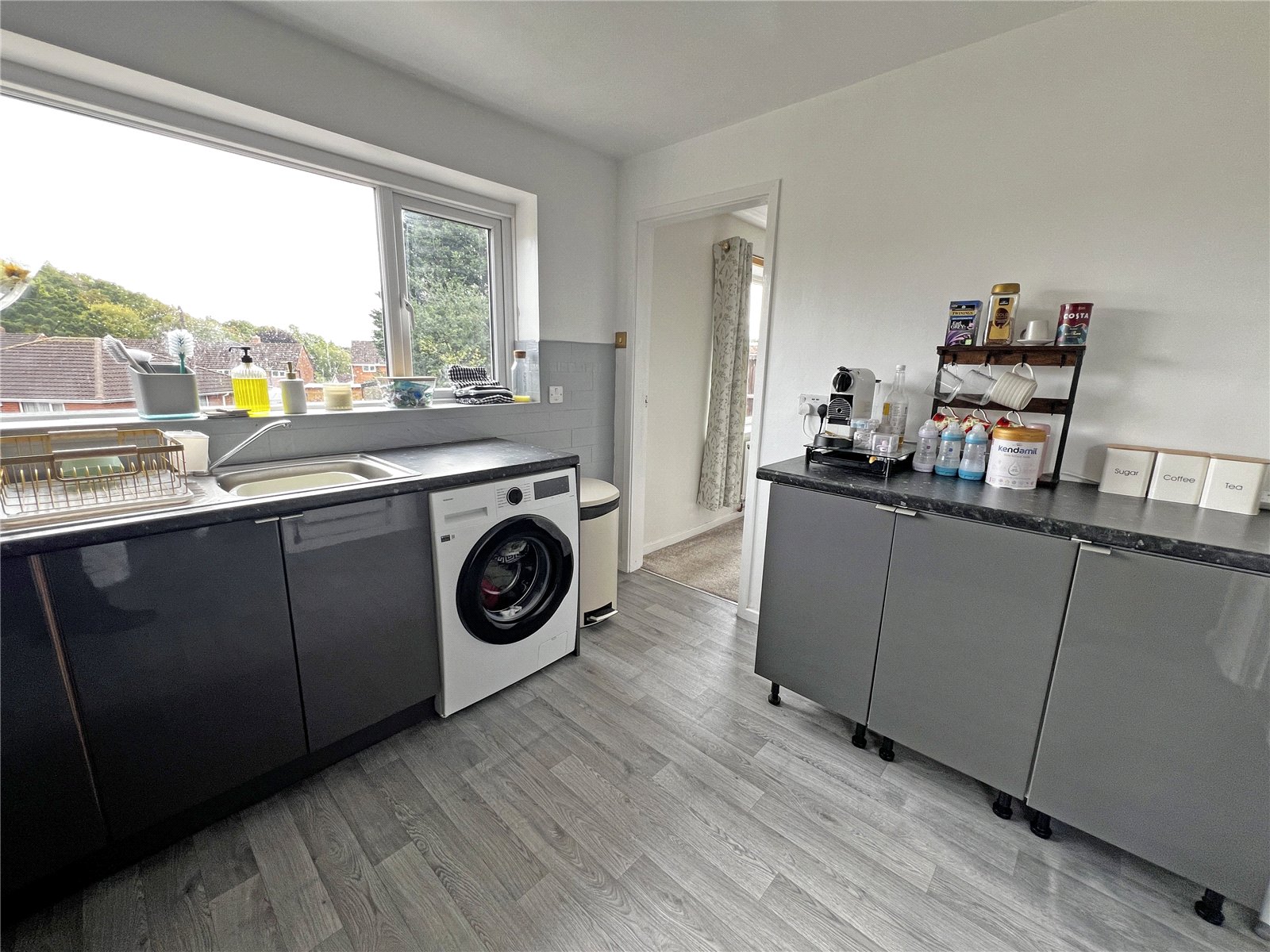 Castle Road, Dawley, Telford, TF4 - DB Roberts