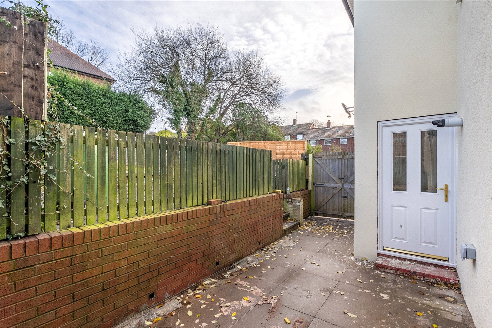 Summergate, Gornal, Dudley, DY3 - DB Roberts