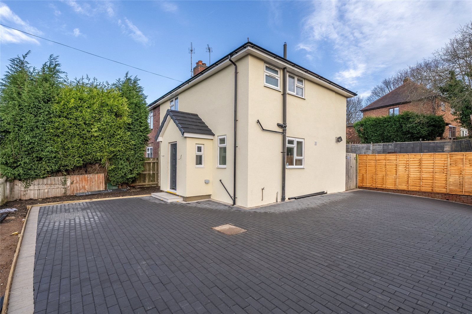 Summergate, Gornal, Dudley, DY3 - DB Roberts