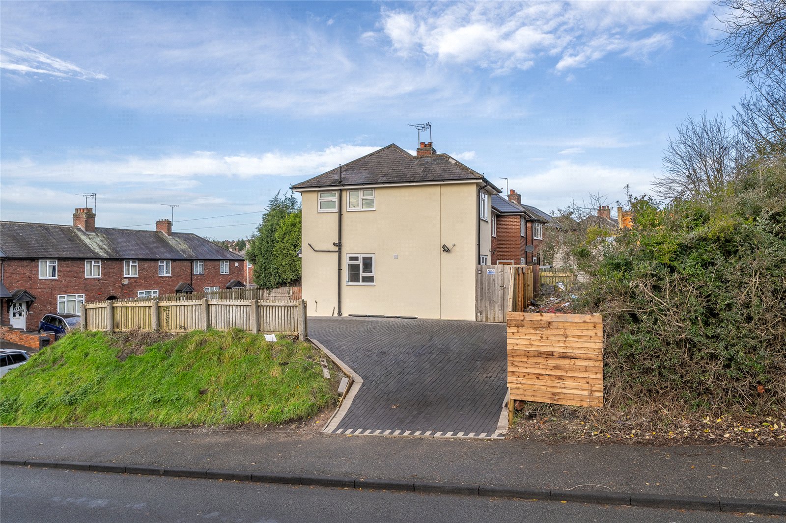 Summergate, Gornal, Dudley, DY3 - DB Roberts
