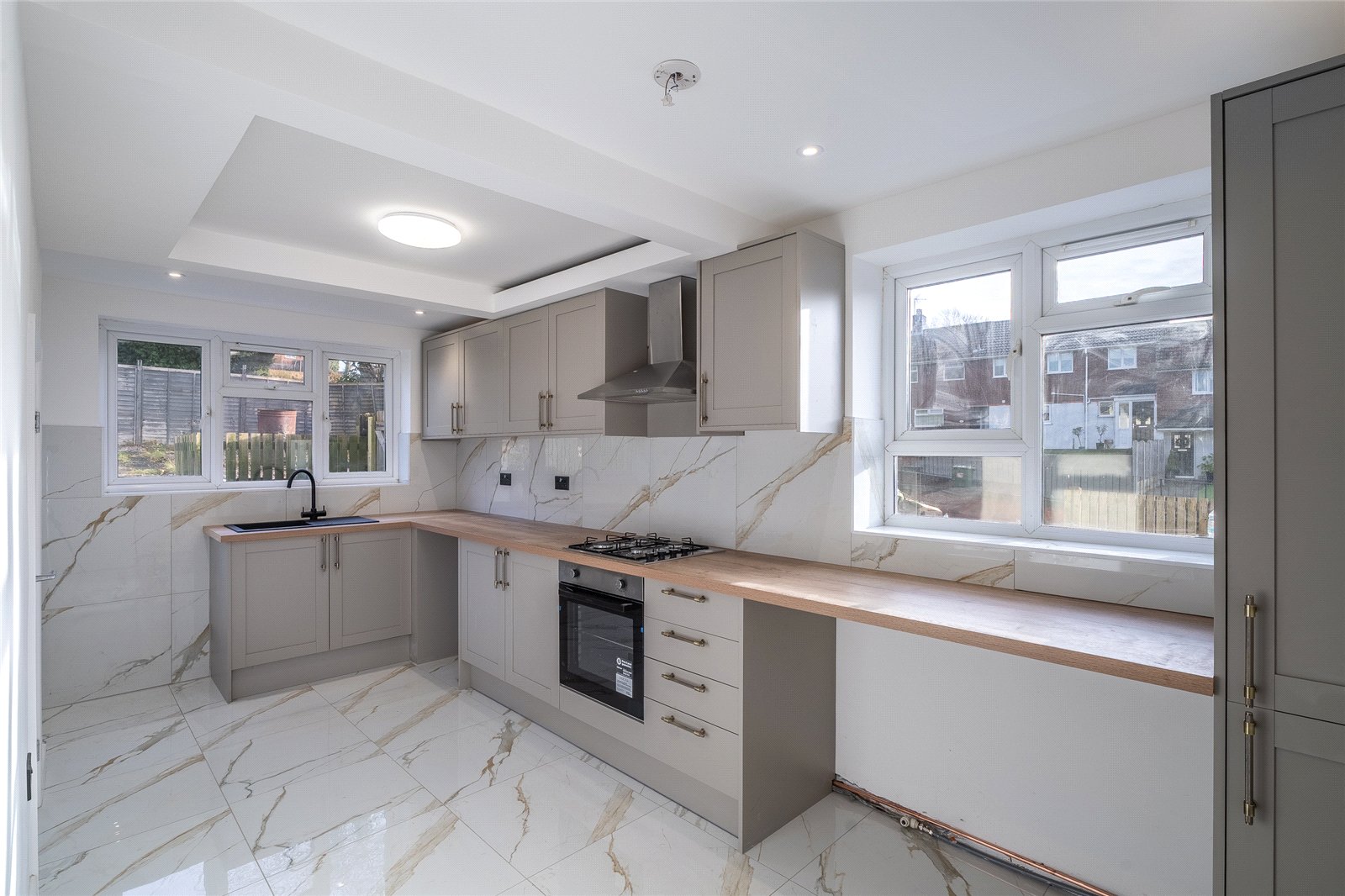 Summergate, Gornal, Dudley, DY3 - DB Roberts