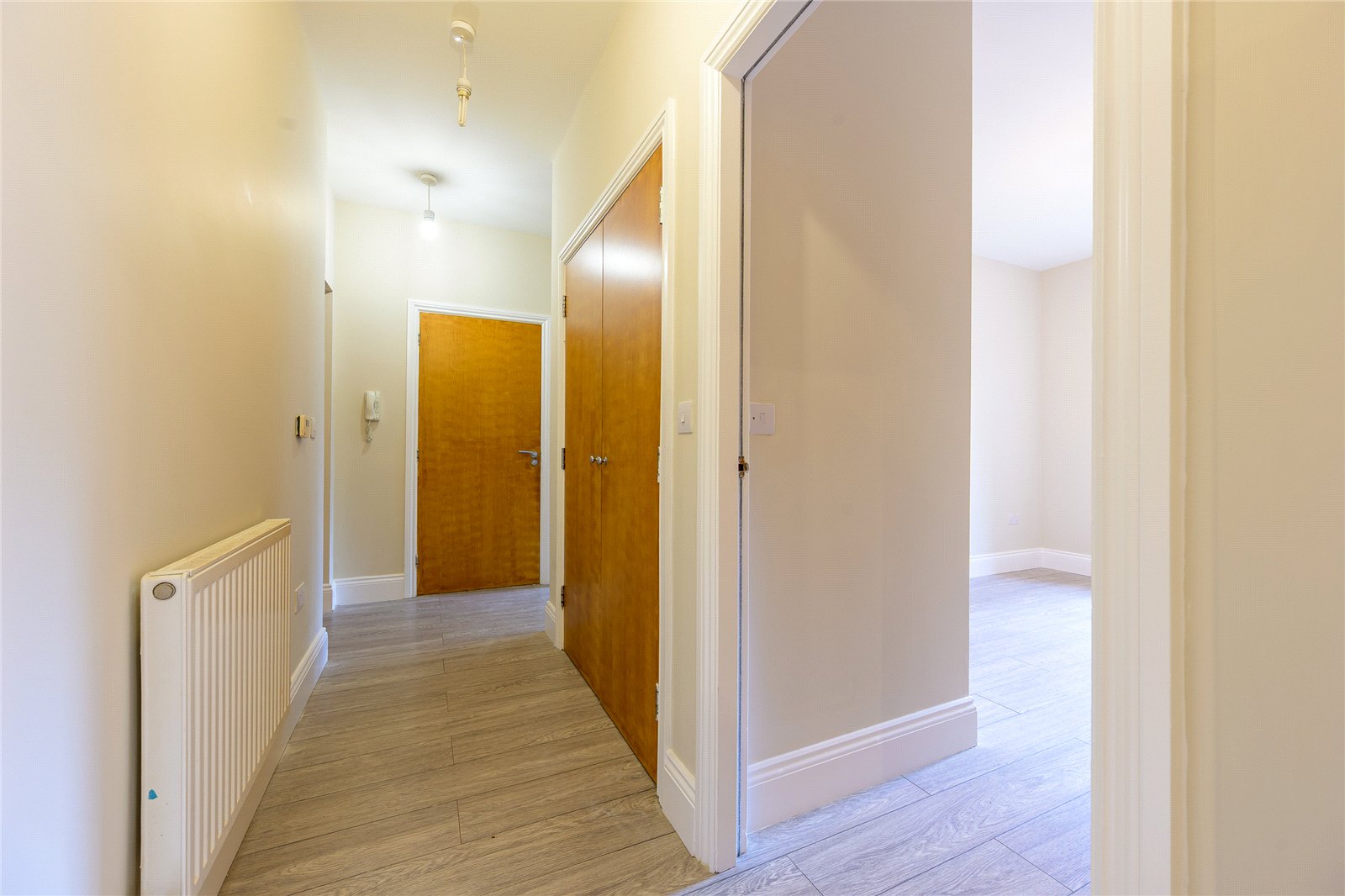 Apartment 14 1G, Balfour Crescent, Tettenhall, Wolverhampton, WV6 - DB Roberts