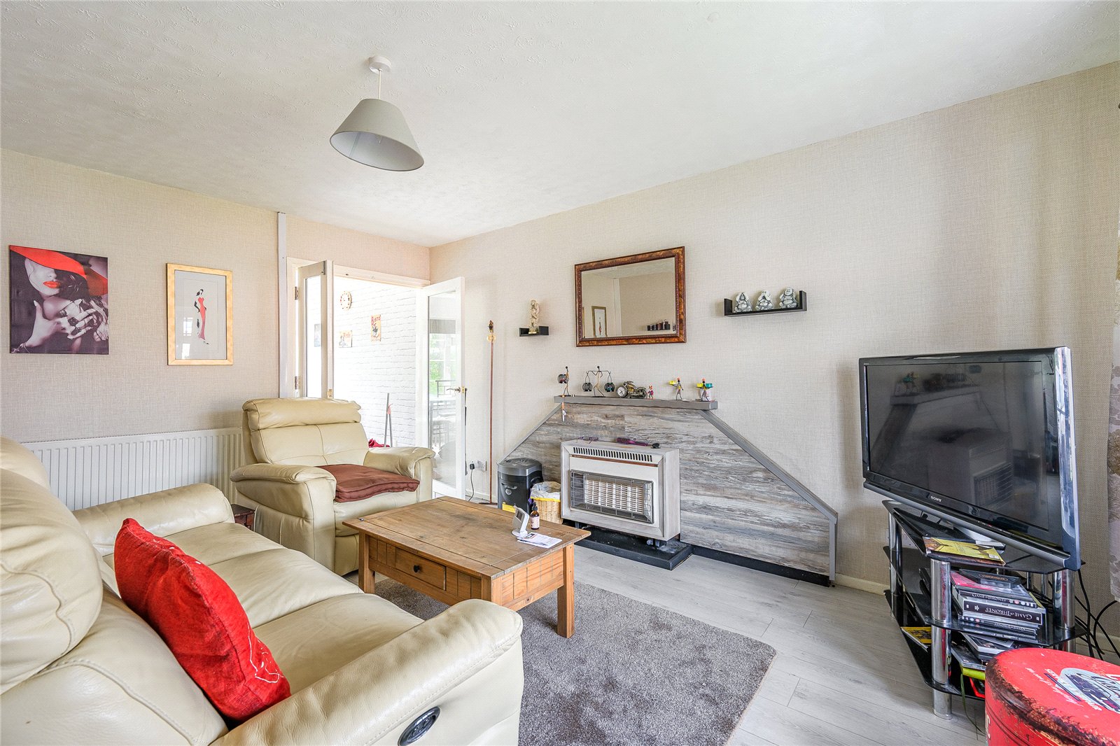 Alderton Drive, Bradmore, Wolverhampton, WV3 - DB Roberts
