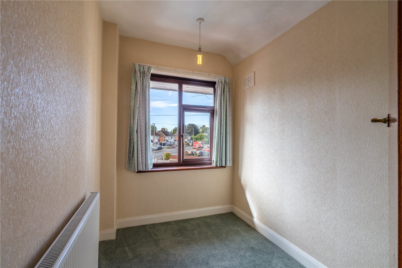 Renton Road, Oxley, Wolverhampton, WV10 - DB Roberts