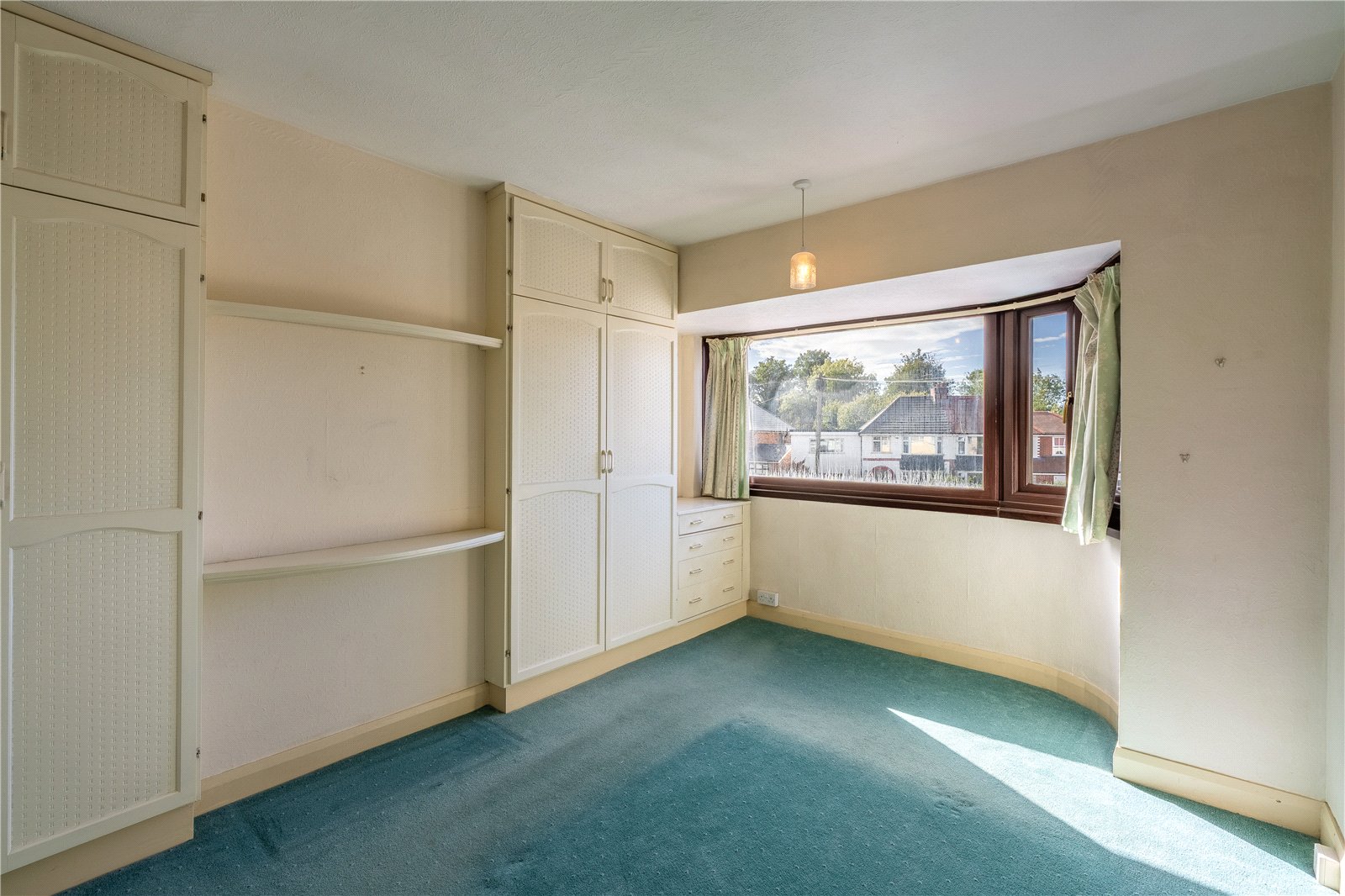 Renton Road, Oxley, Wolverhampton, WV10 - DB Roberts