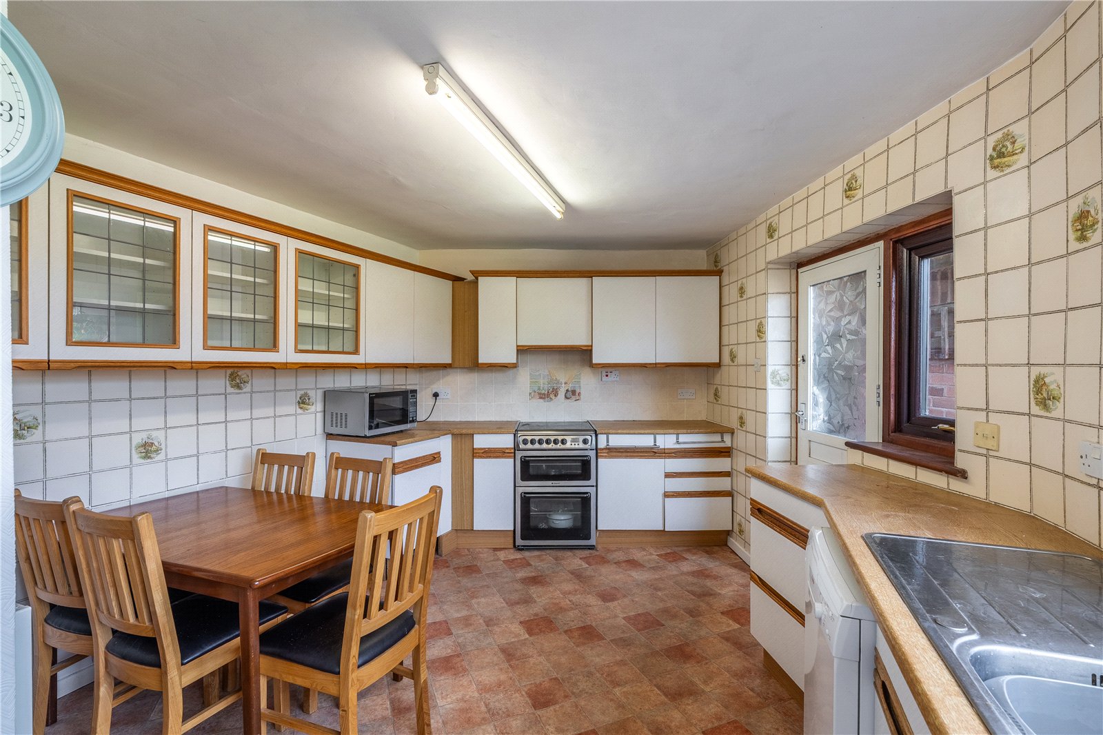 Renton Road, Oxley, Wolverhampton, WV10 - DB Roberts