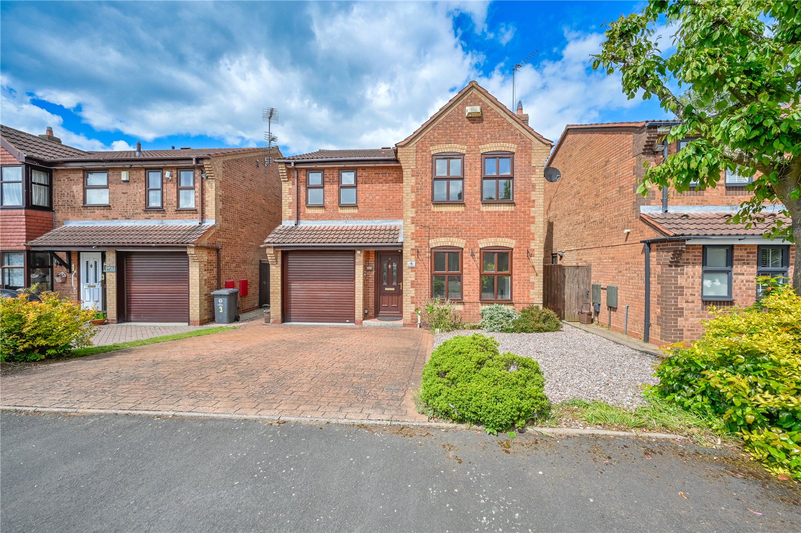 Paget Close, Penkridge, Stafford, ST19 - DB Roberts
