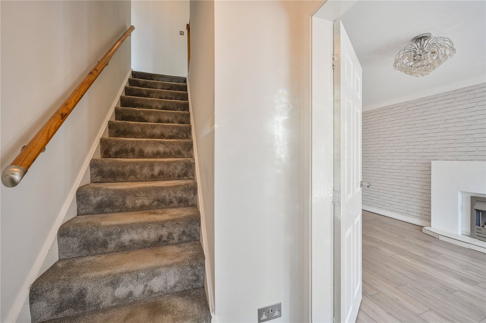 Paget Close, Penkridge, Stafford, ST19 - DB Roberts