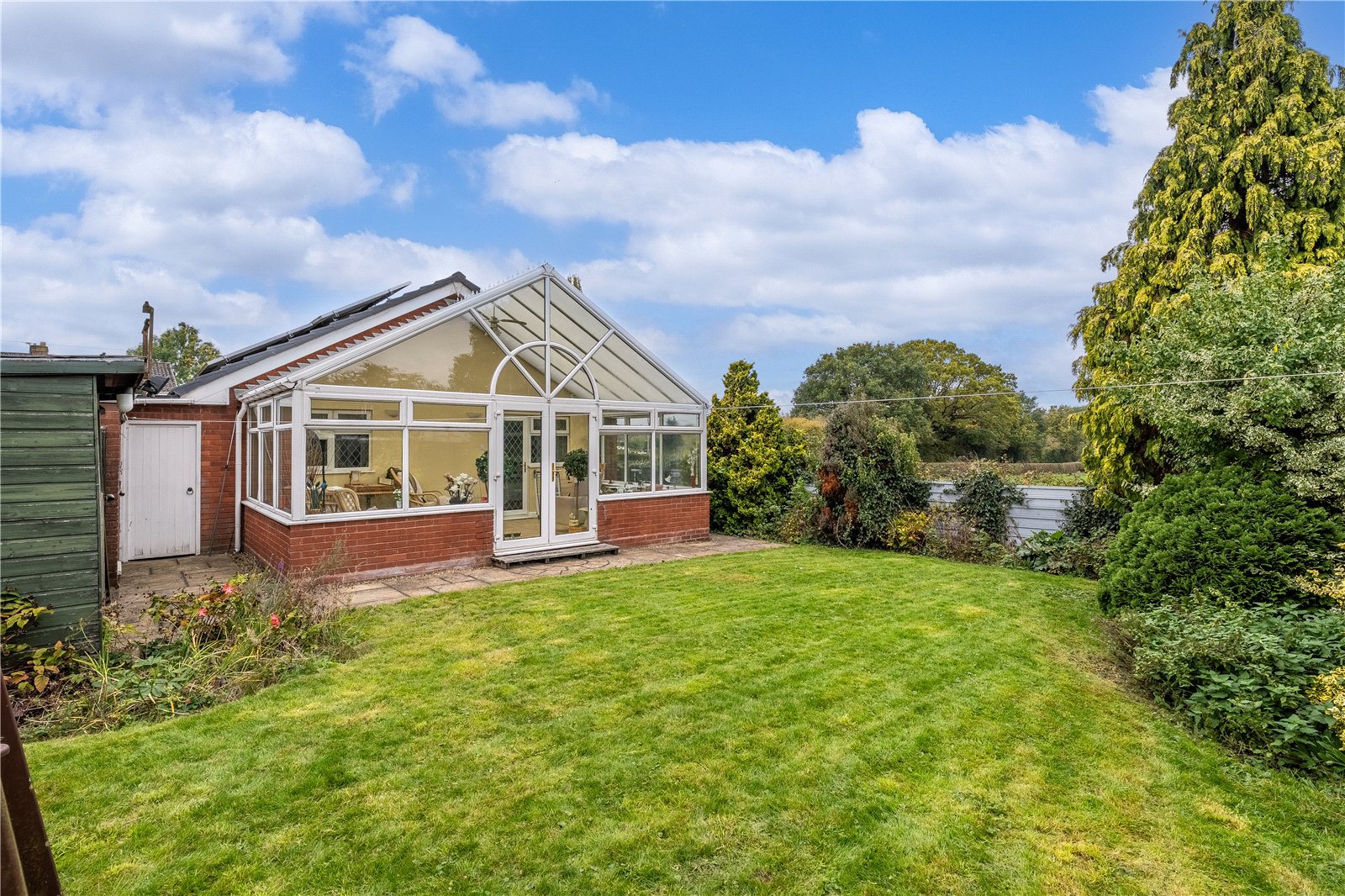 Wood Hayes Road, Wednesfield, Wolverhampton, WV11 - DB Roberts