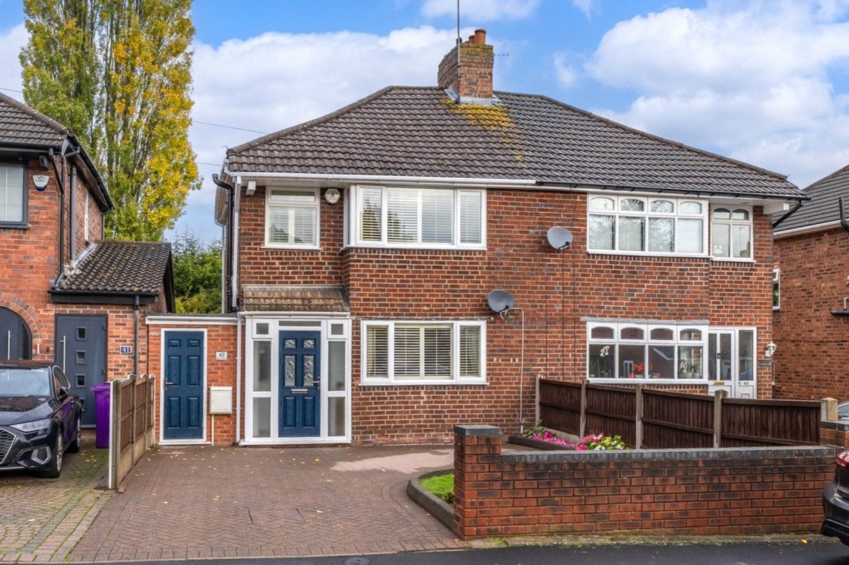 Butts Road, Penn, Wolverhampton, WV4 - DB Roberts