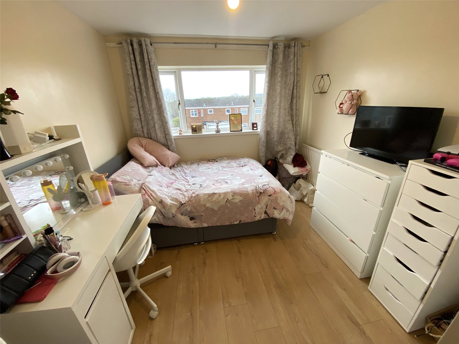 Burnside, Brookside, Telford, TF3 - DB Roberts