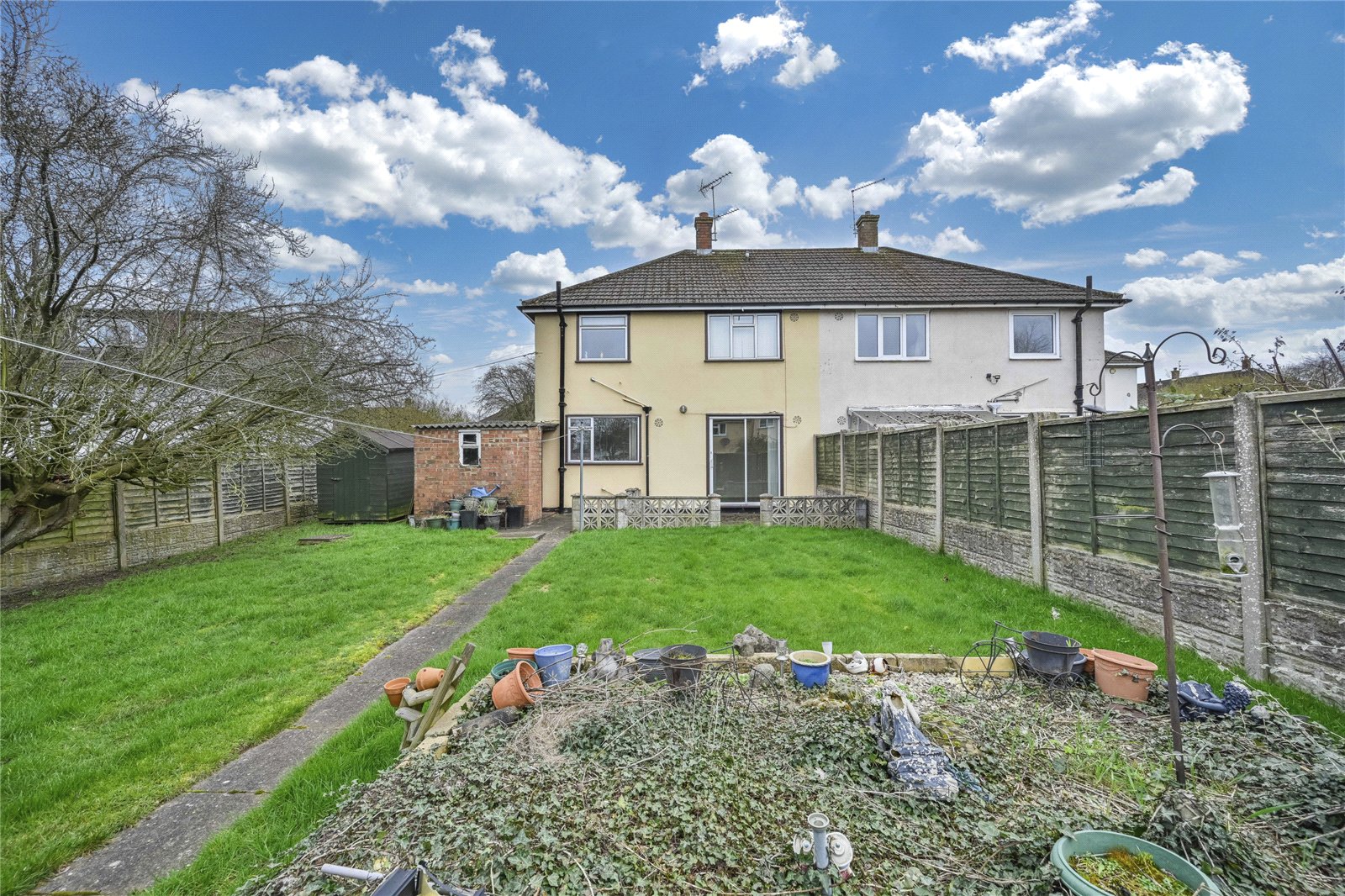 Byron Close, Stafford, Staffordshire, ST16 - DB Roberts