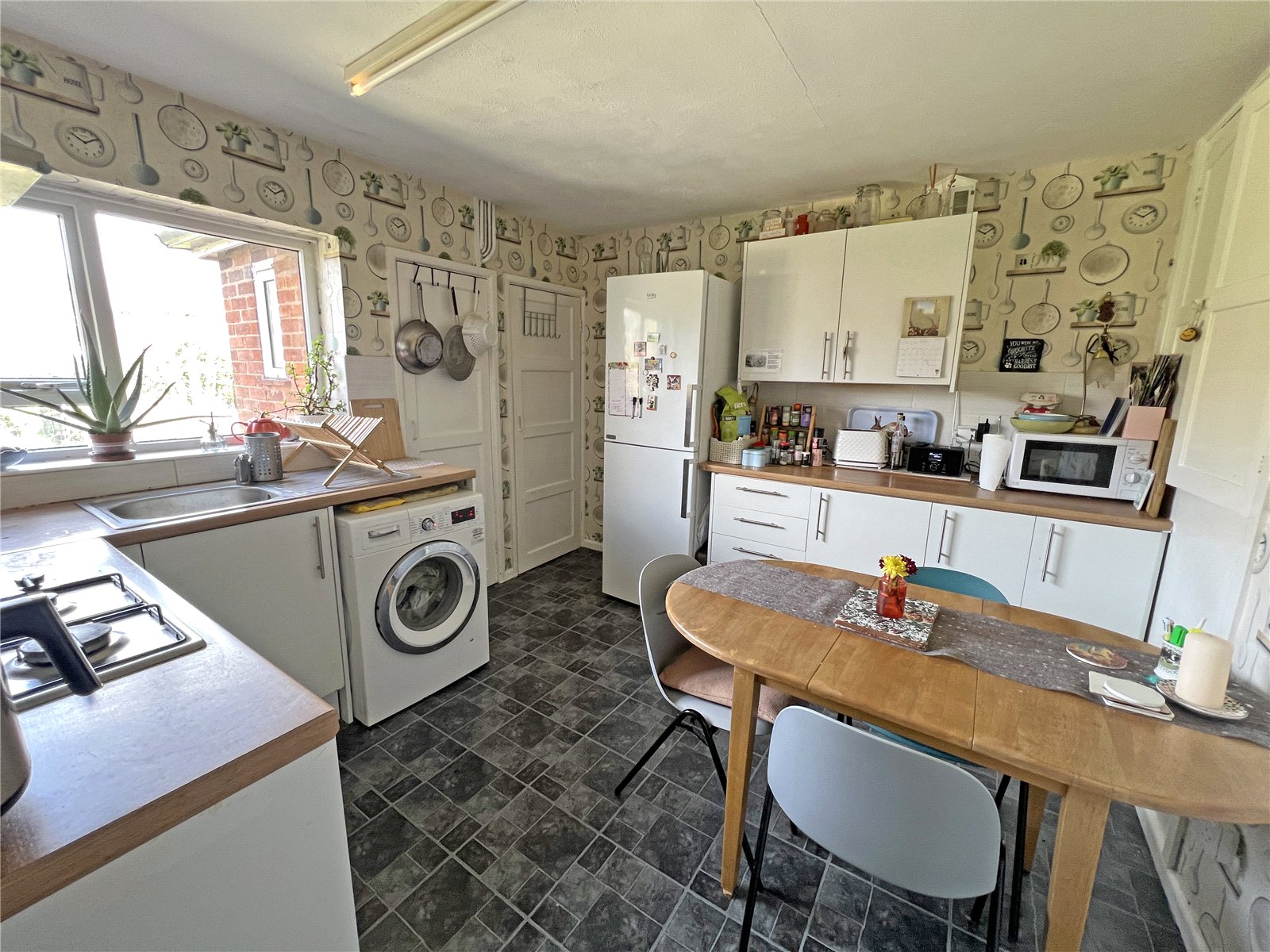 Windsor Place, Dawley, Telford, TF4 - DB Roberts