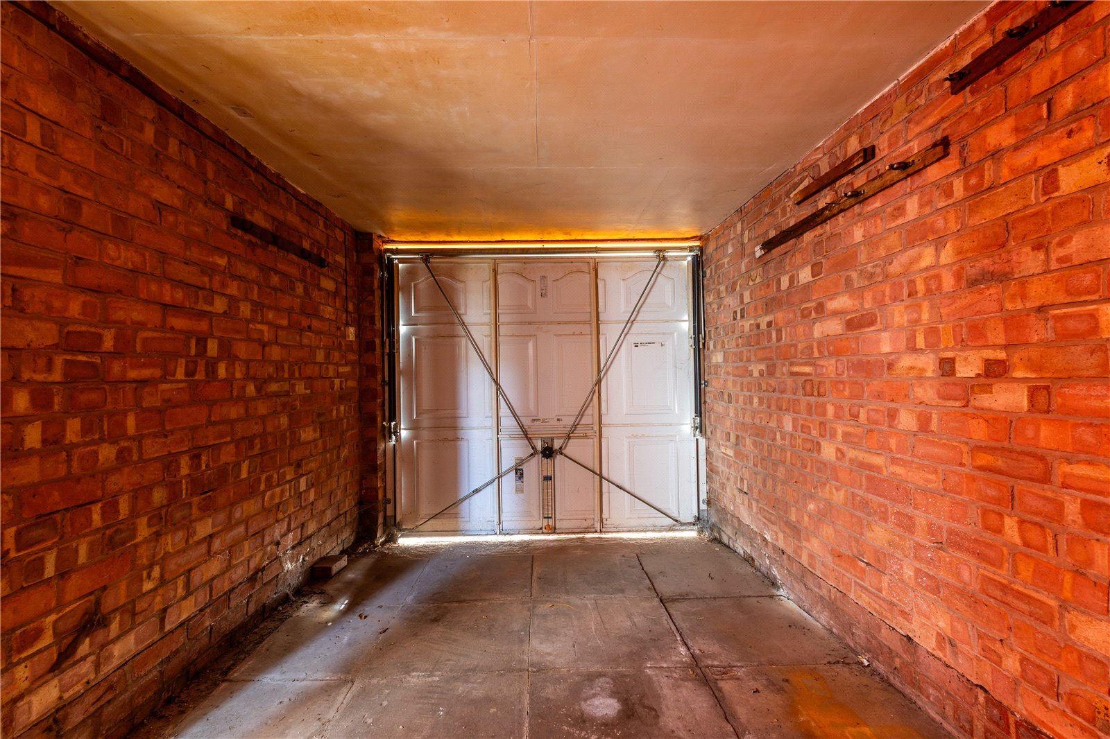 Broadway Avenue, Trench, Telford, TF2 - DB Roberts