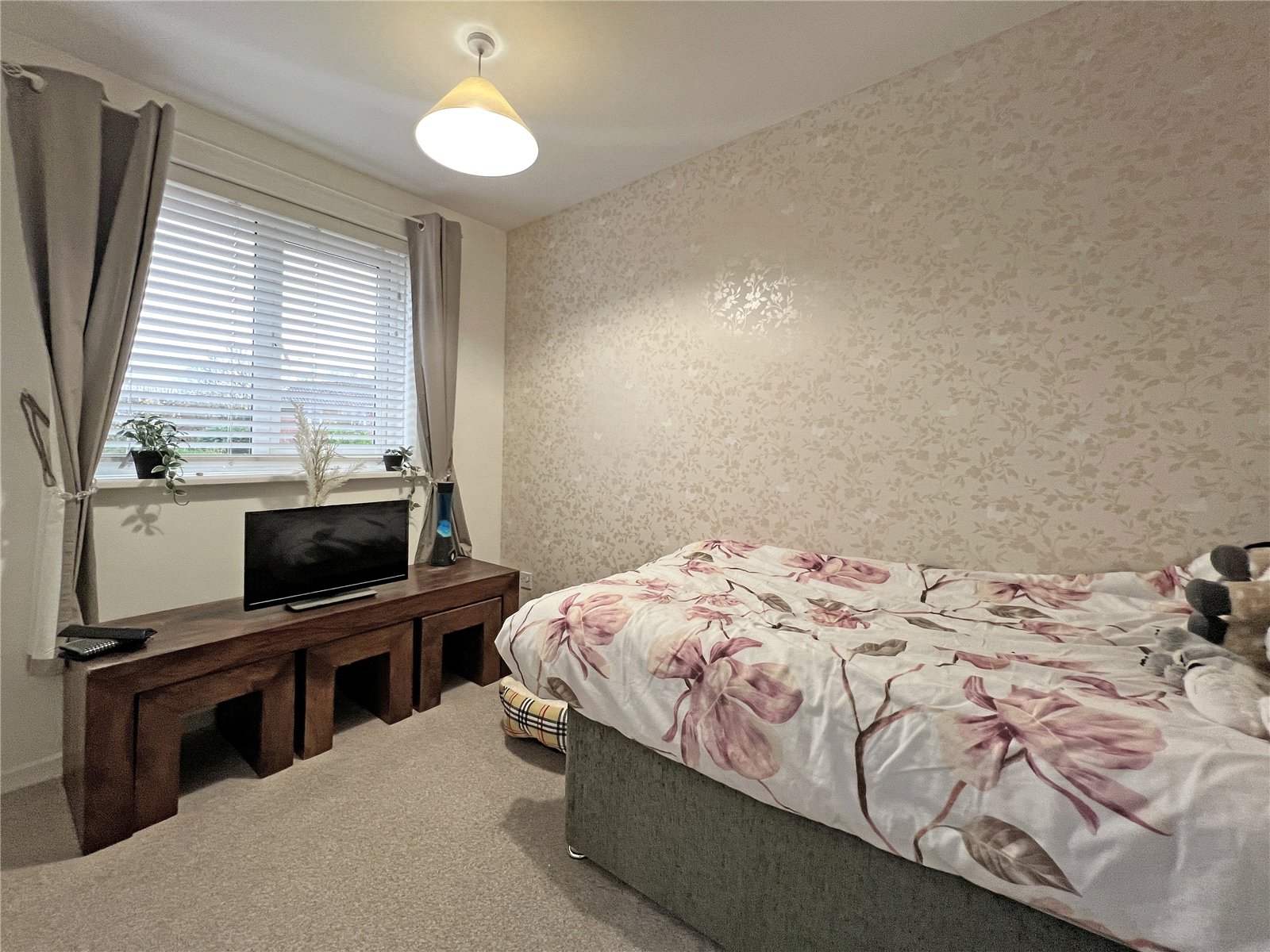 Portobello Close, The Rock, Telford, TF3 - DB Roberts