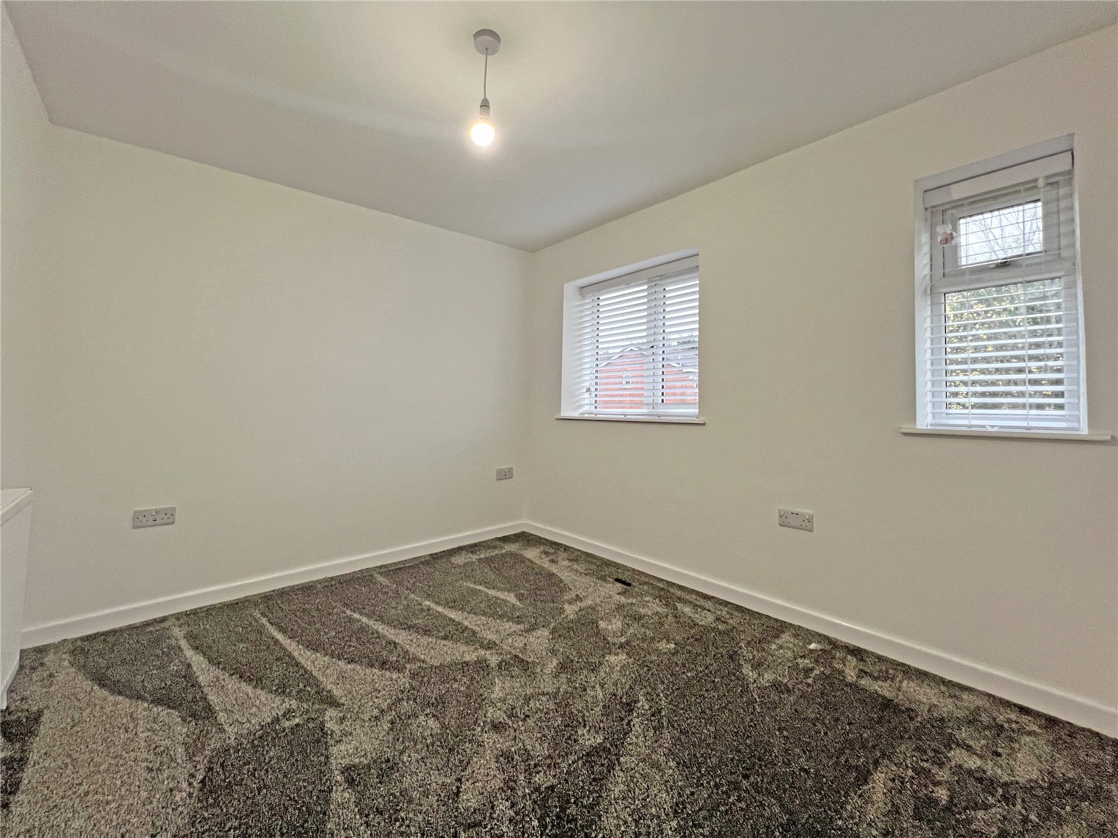 Portobello Close, The Rock, Telford, TF3 - DB Roberts
