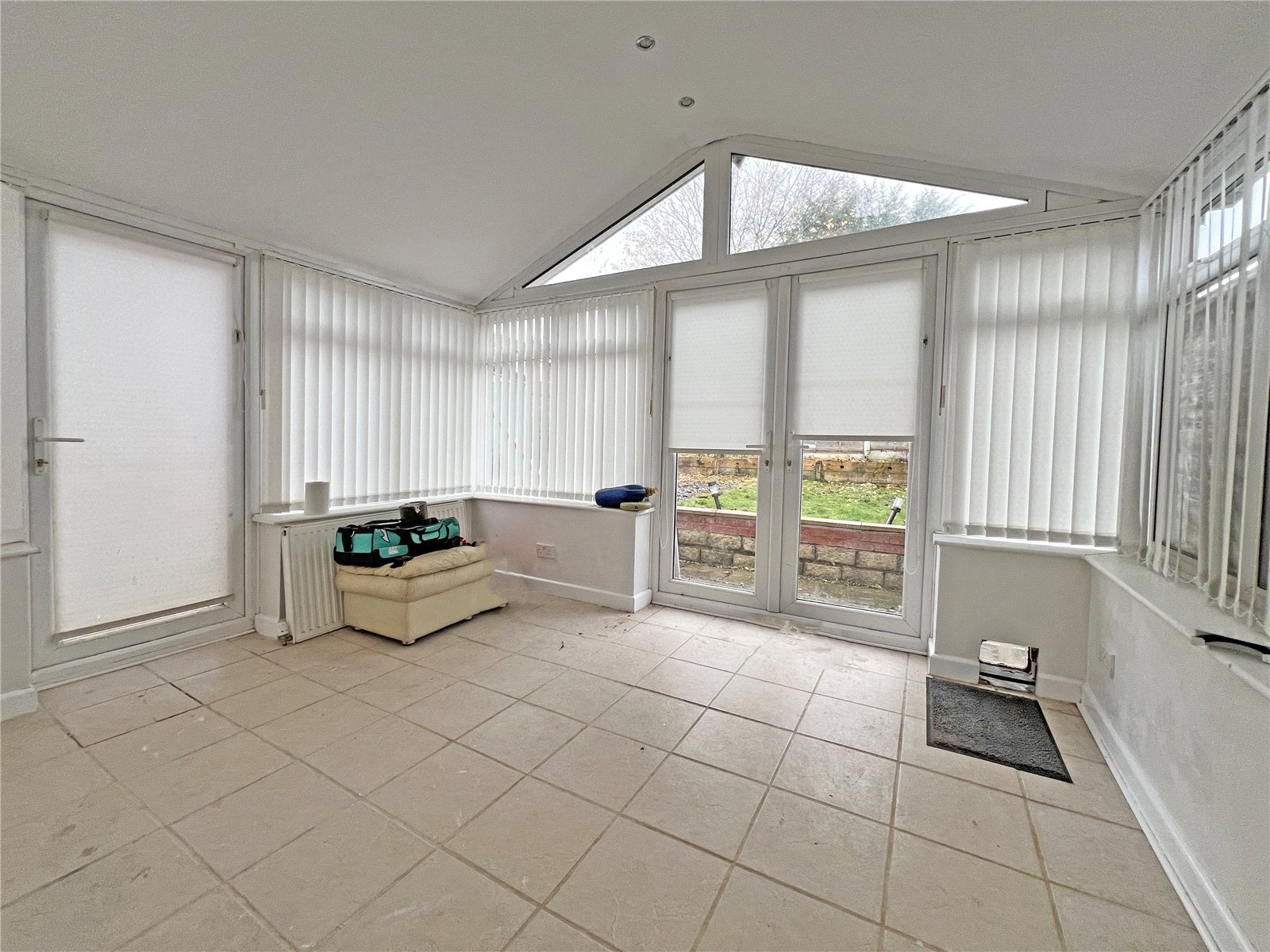 Portobello Close, The Rock, Telford, TF3 - DB Roberts