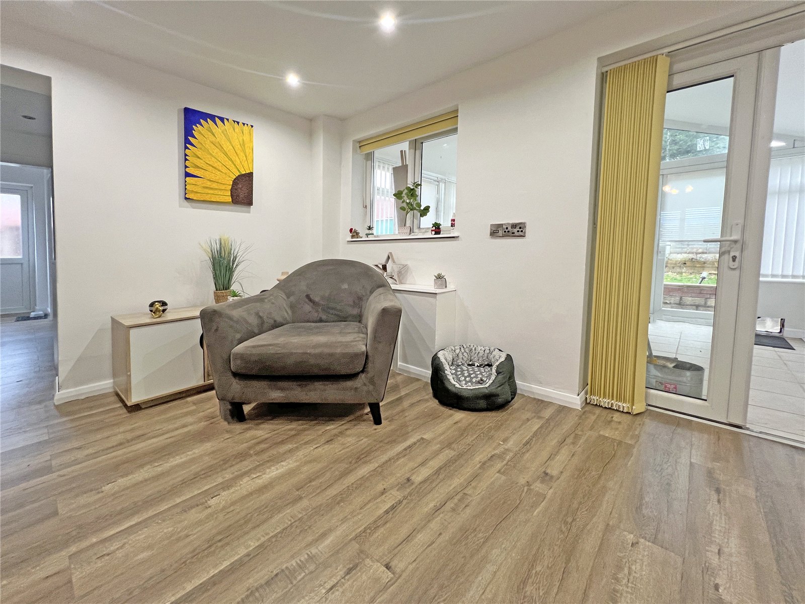 Portobello Close, The Rock, Telford, TF3 - DB Roberts