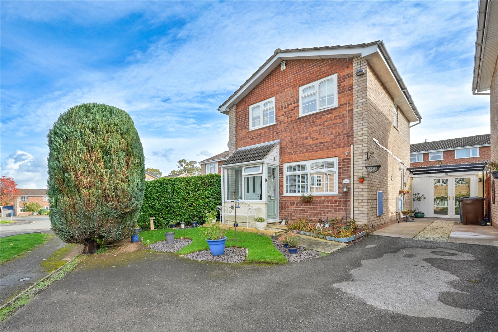 Cleveland Walk, Western Downs, Stafford, ST17 - DB Roberts