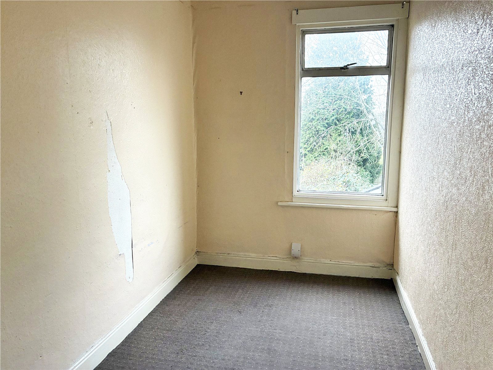 Rayleigh Road, Pennfields, Wolverhampton, WV3 - DB Roberts