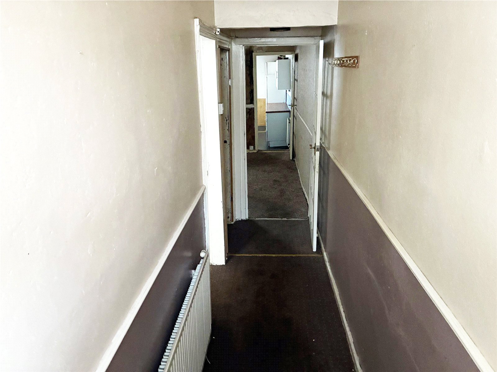 Rayleigh Road, Pennfields, Wolverhampton, WV3 - DB Roberts